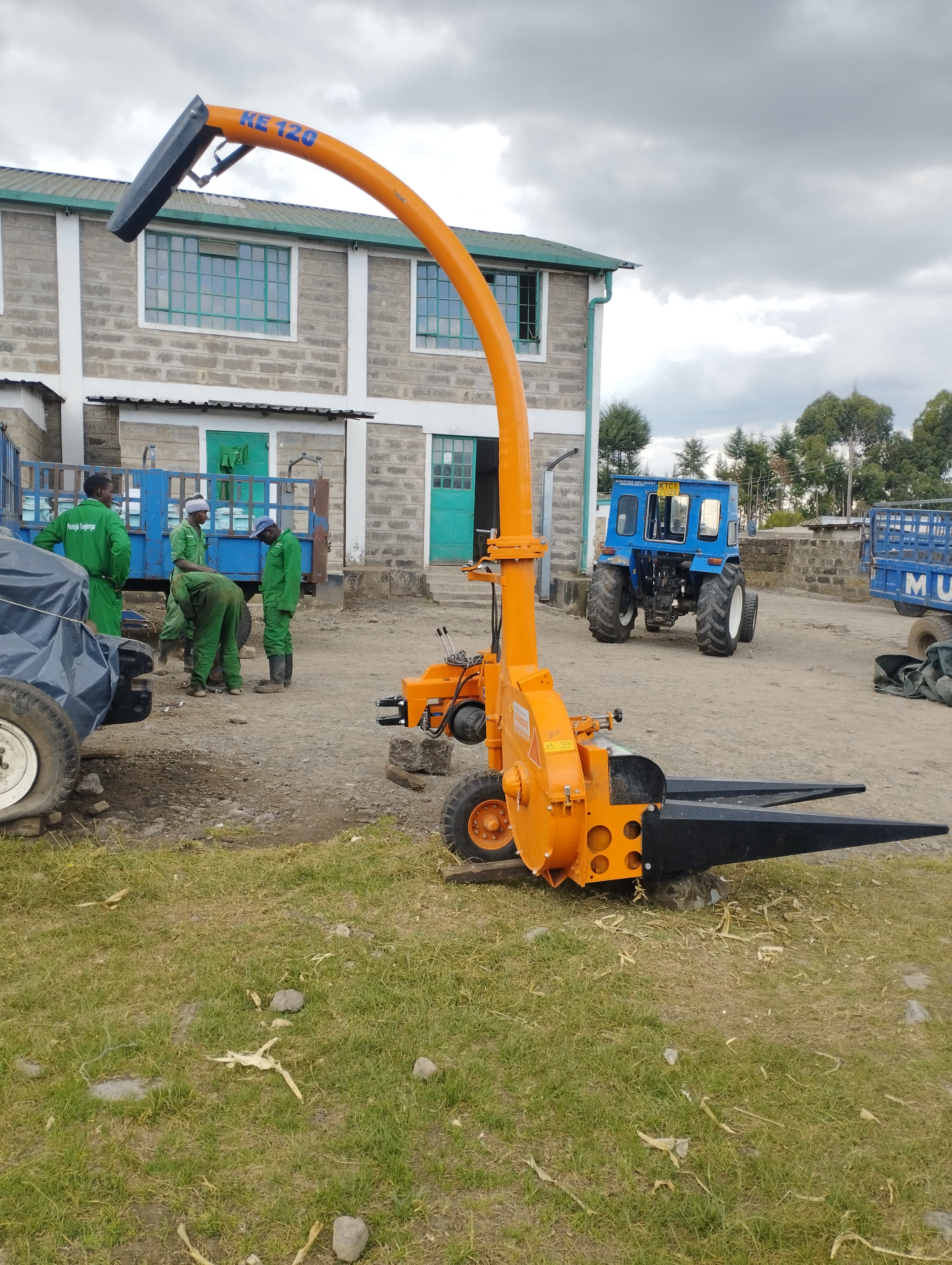 KE 120 Silage Machine